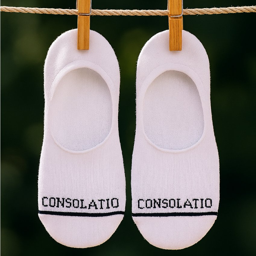 Homem vestindo Camisa Tecnológica Polo Ultra Masculina Grafite da Consolatio